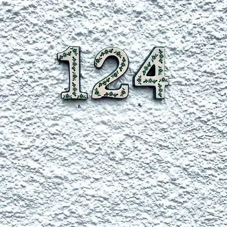 The Yellow Door Ferienhaus *